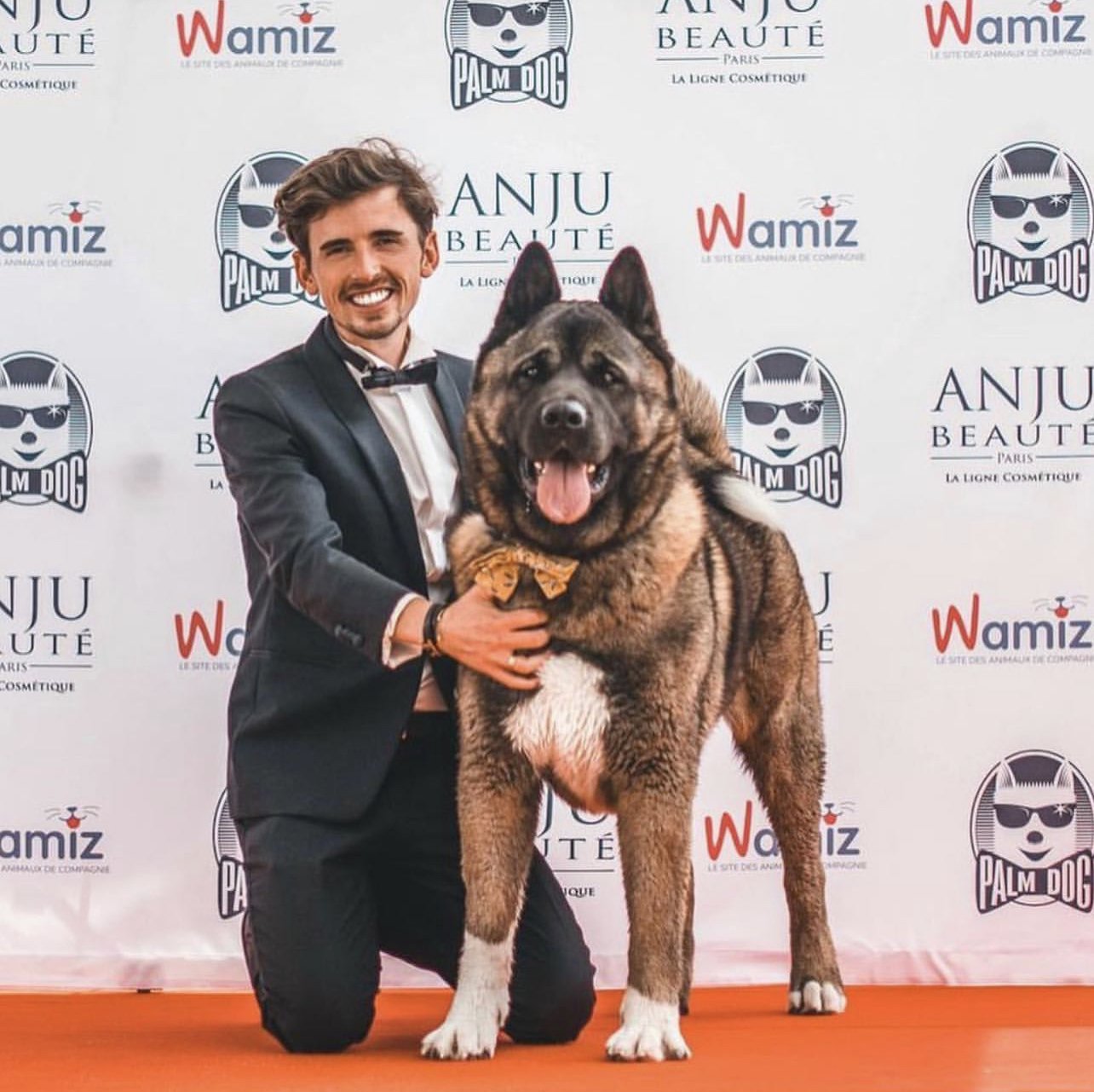 Palm Dog Wamiz 2021 : Un tapis rouge qui a du chien ! Yoann Latouche nous répond